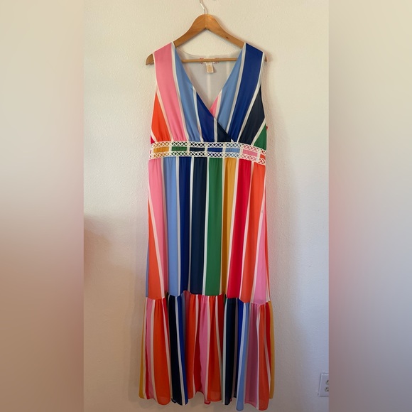 Flying Tomato Heart So Full Rainbow Maxi ๐ 1X - Picture 9 of 10